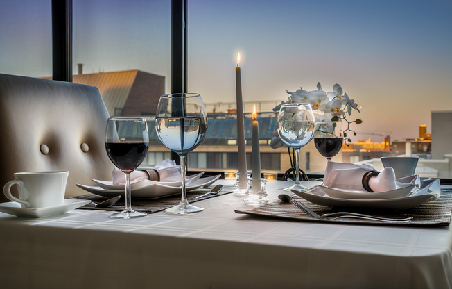 Studio, 1 bath, $2,095, Unit 1003