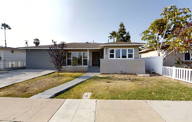 6BD/3BA, Renovated Backyard!