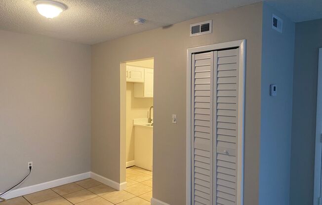 Newly Remodeled 1 bedroom/1 bath in Altamonte Springs!!!!