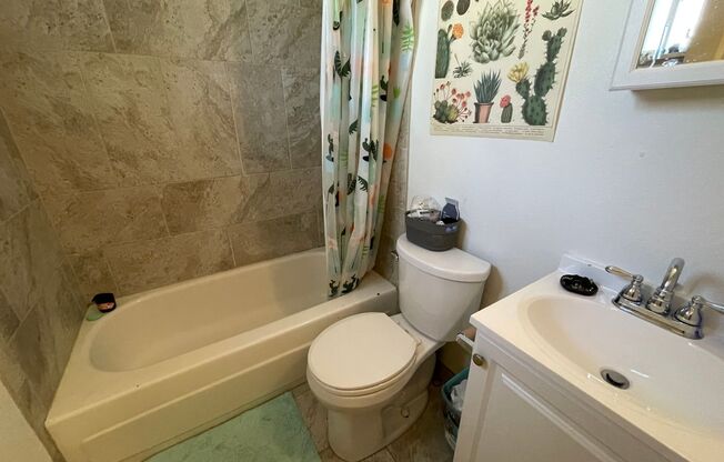 1 bed, 1 bath, $1,150, Unit 2C