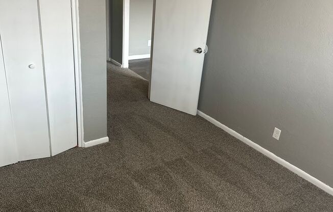 2 beds, 1 bath, 750 sqft, $970, Unit B01 1010 16