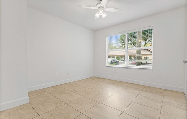 2 beds, 1 bath, 1,015 sqft, $2,175, Unit 03 - 302