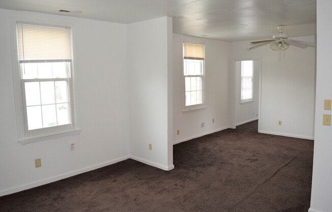 3 beds, 1 bath, 1,150 sqft, $2,500, Unit Unit B - Up