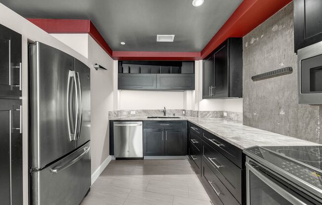 2 beds, 2 baths, $2,850, Unit #1911