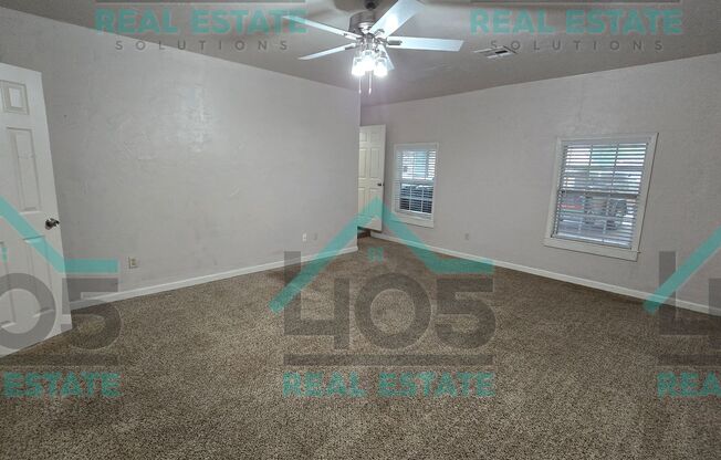 3 beds, 2 baths, $1,400