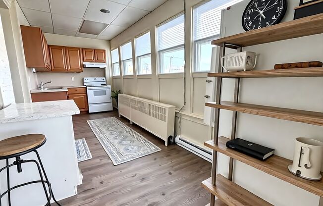 212 E Main St -  DNTF