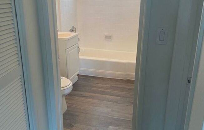 1 bed, 1 bath, 497 sqft, $1,995, Unit 4201-208