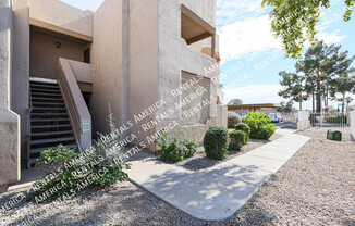 5035 N 17 AVE