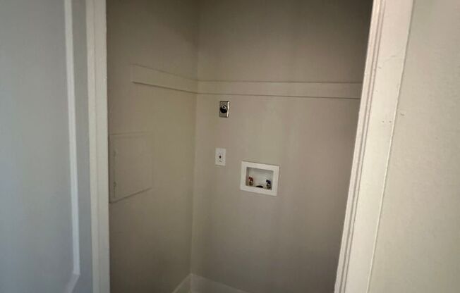 2 beds, 2 baths, 1,015 sqft, $2,895, Unit 209