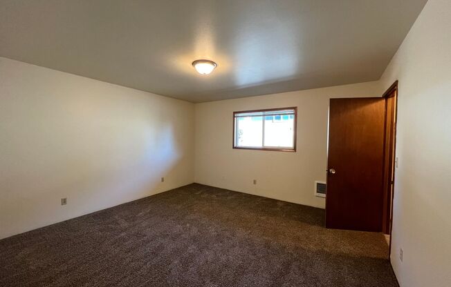 1 bed, 1 bath, 600 sqft, $925, Unit N-1