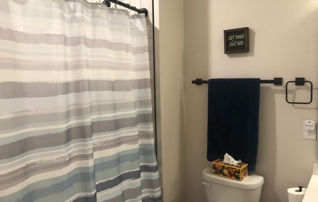 1 bed, 1 bath, 918 sqft, $2,495, Unit 206