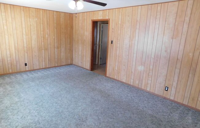 Cozy two bedroom/one bath house in El Dorado, KS!