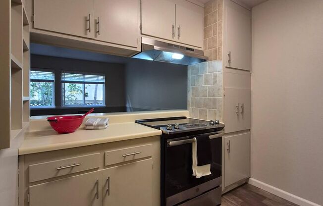 1711 N Street, Sacramento