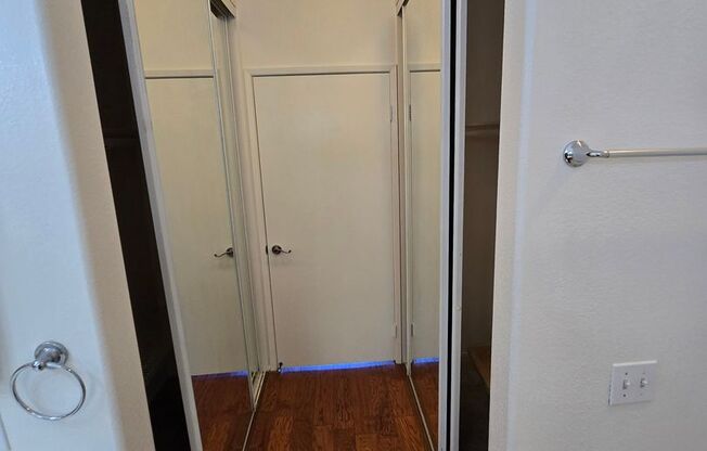 2 beds, 2 baths, $2,700, Unit # 8