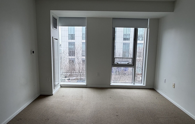 1 bed, 1 bath, 800 sqft, $3,600, Unit 402