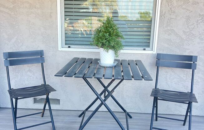 Modern 2-Bed, 2-Bath ADU for Rent – in Upscale Neighborhood