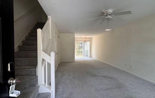 2Br 1.5BA Townhome in Bridford Downs