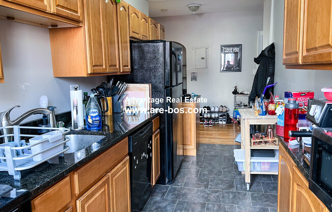 27 LANARK RD