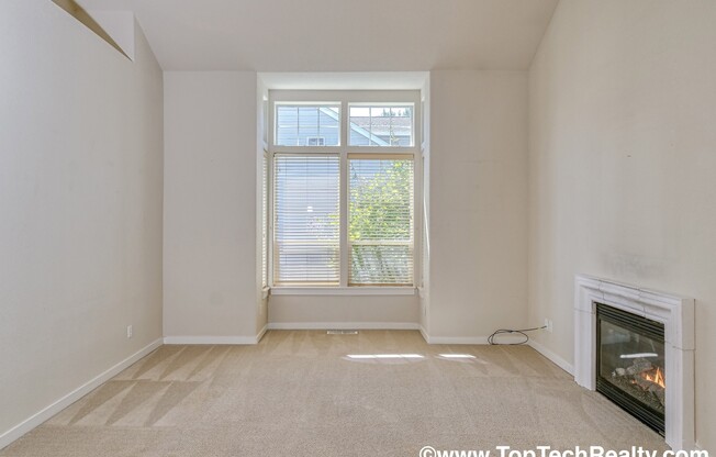 Delightful 3 Bed | 2.5 Bath Townhome | Beaverton | Minutes to Shopping, Dining & Parks | Prime Location