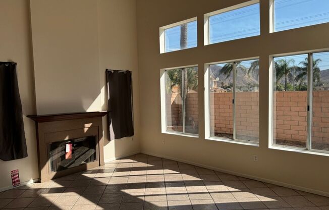 Amazing 3 Bedroom 2 Bathroom for Rent in Fontana CA 92337