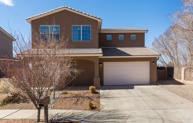 Newer Home In Santa Fe