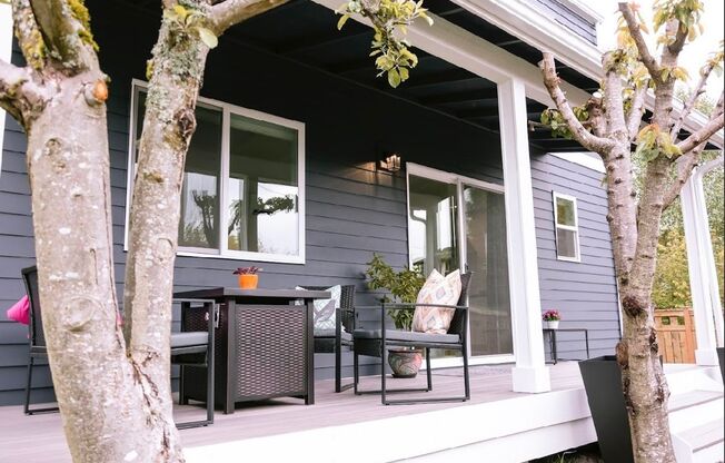 Ballard ADU, 2bd/1ba, Private, Newer Construction