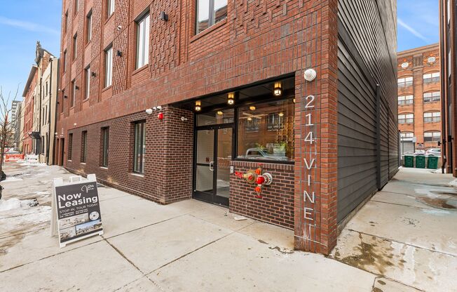 214 Vine