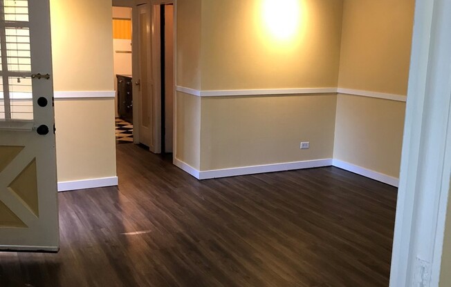 2 beds, 1 bath, 1,200 sqft, $1,849, Unit 01