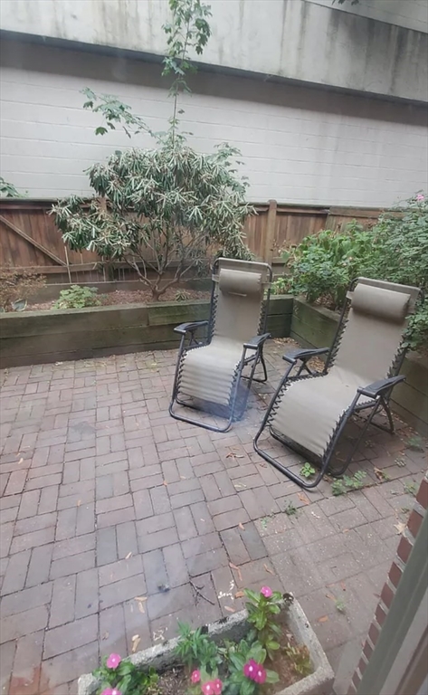 2 beds, 2 baths, 1,105 sqft, $4,200, Unit 111