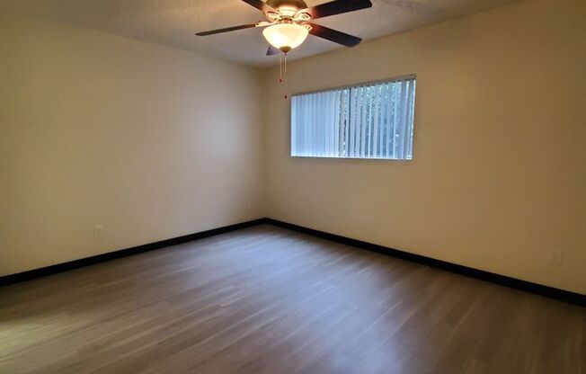 2 beds, 2 baths, 950 sqft, $1,460, Unit 201