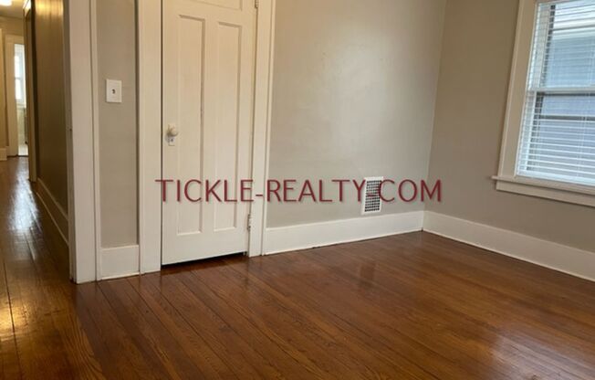 3 beds, 1 bath, $1,575, Unit 53 Morningside Park