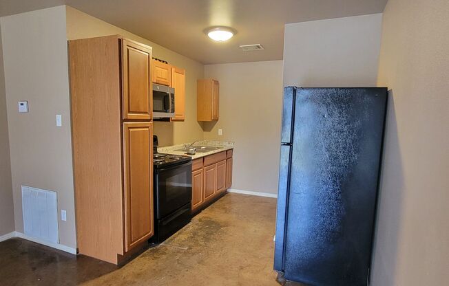 Newer Construction 2 bed/1 bath