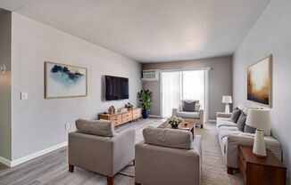 2 beds, 1 bath, 895 sqft, $1,399, Unit 2426 - 7