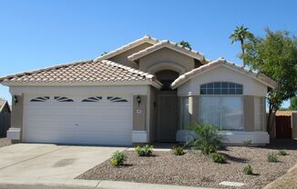 Spacious Home in Superstition Springs!