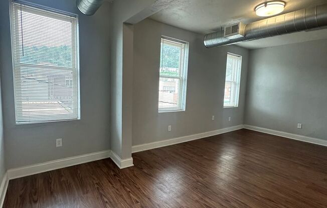3 beds, 2 baths, 1,450 sqft, $1,500, Unit #1