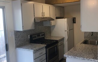 2 beds, 1.5 baths, 1,000 sqft, $1,995, Unit UNIT 06