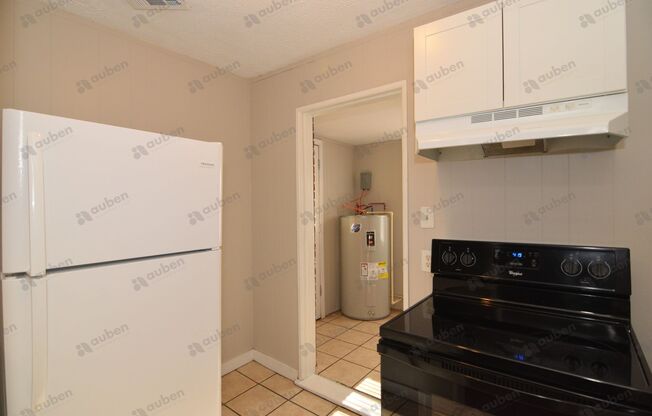 2 beds, 1 bath, $1,000