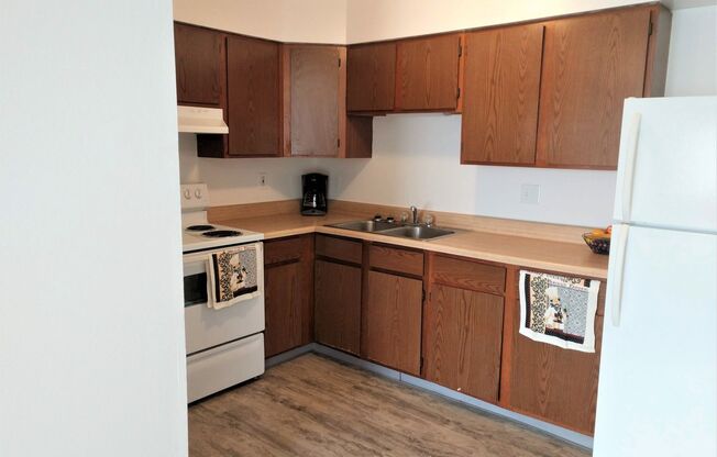 2 beds, 1 bath, 720 sqft, $825, Unit 119