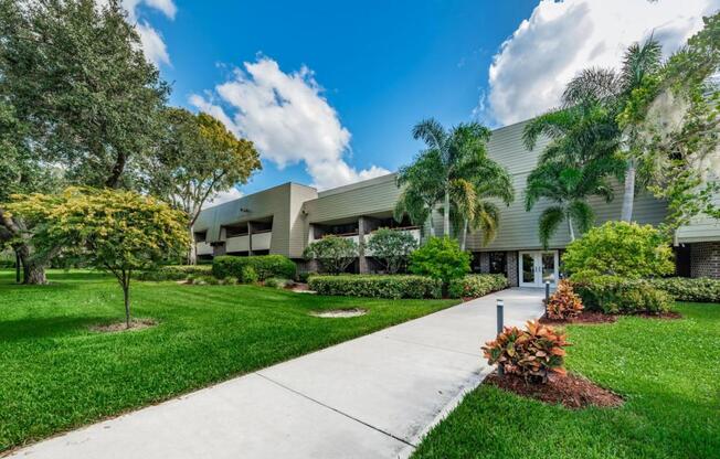 2 beds, 2 baths, 1,210 sqft, $1,950