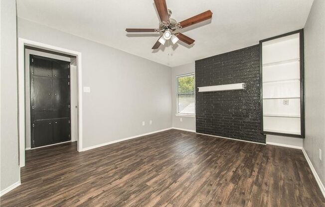 1801/1807 Rawhide Dr