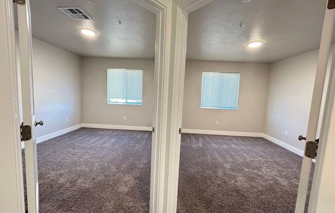 3 beds, 2 baths, 1,200 sqft, $1,395, Unit #4