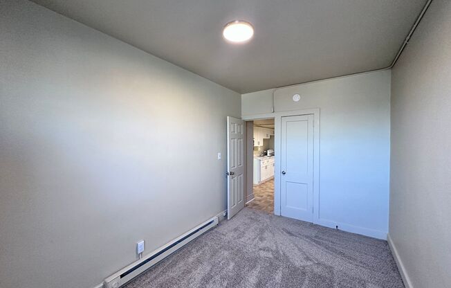 1 bed, 1 bath, $965, Unit Apt E