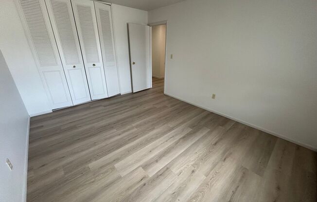2 beds, 1 bath, $1,295, Unit 109
