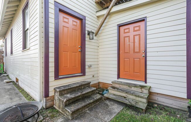 1 bed, 1 bath, $1,095, Unit 2122 New Orleans St