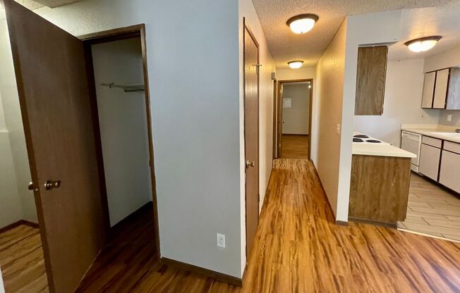 1 bed, 1 bath, 720 sqft, $1,045, Unit 1204