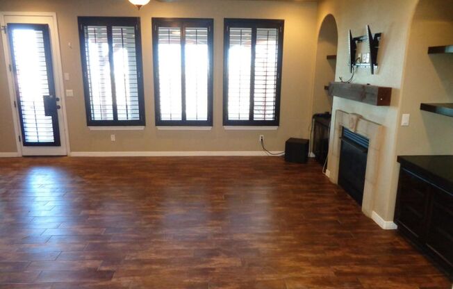 Exquisite Single Level Westside Home With Refrigerated Air, Hot Tub & Swimming Pool Located In Quiet Neighborhood