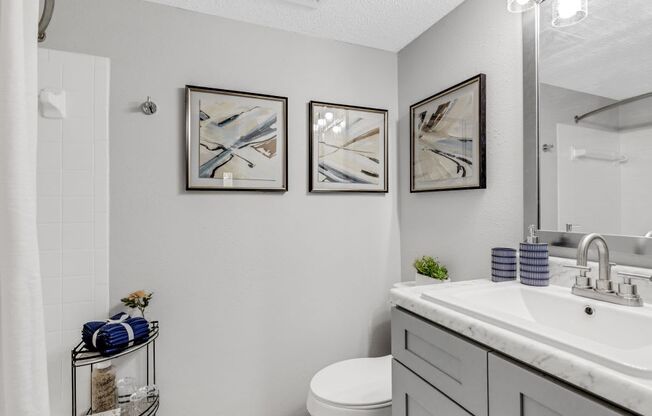 Luxurious Bathroom at The Beacon, Alabama
