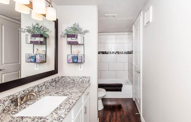 1 bed, 1 bath, 810 sqft, $1,485