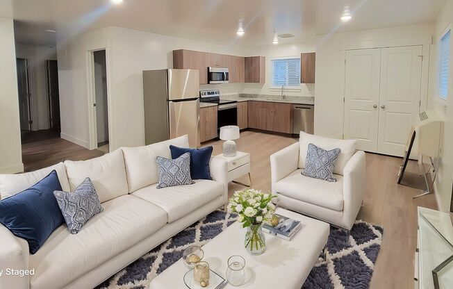 3 beds, 1 bath, 1,000 sqft, $1,250, Unit #1