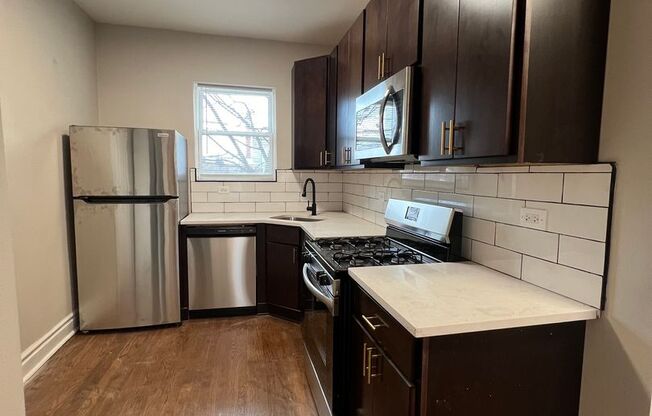 1 bed, 1 bath, 600 sqft, $1,450, Unit 4037-1B